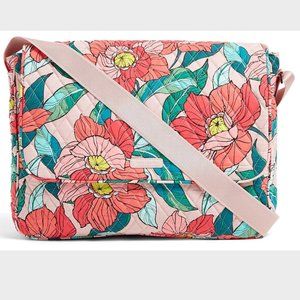 ⭐️NWT⭐️ Vera Bradley Messenger Bag- Vintage Floral